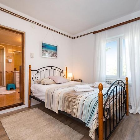 Vacation House Anna Karlobag Zewnętrze zdjęcie