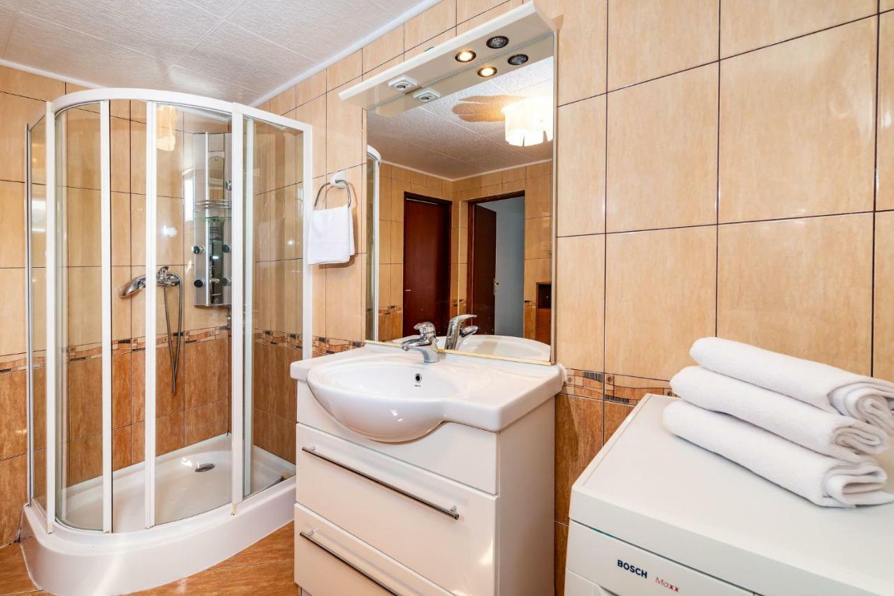 Vacation House Anna Karlobag Zewnętrze zdjęcie
