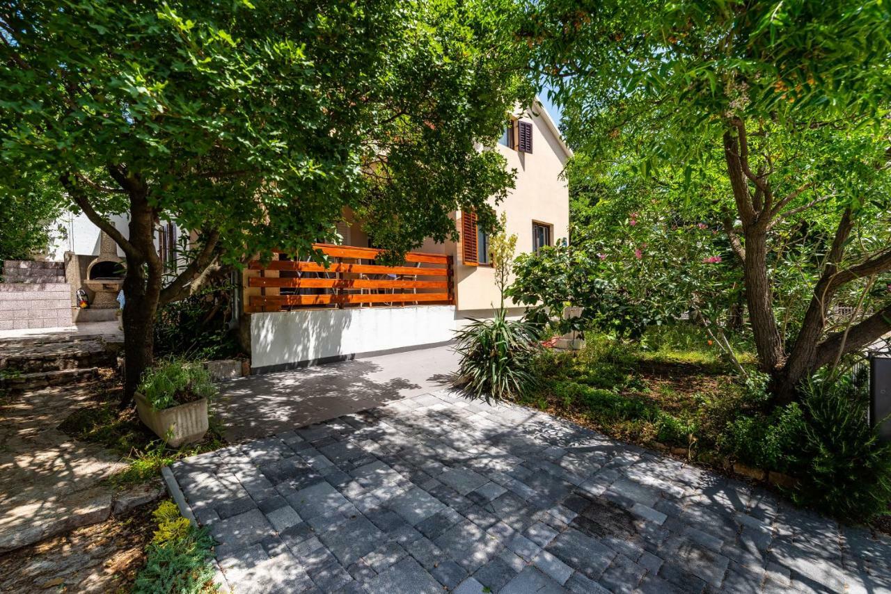 Vacation House Anna Karlobag Zewnętrze zdjęcie